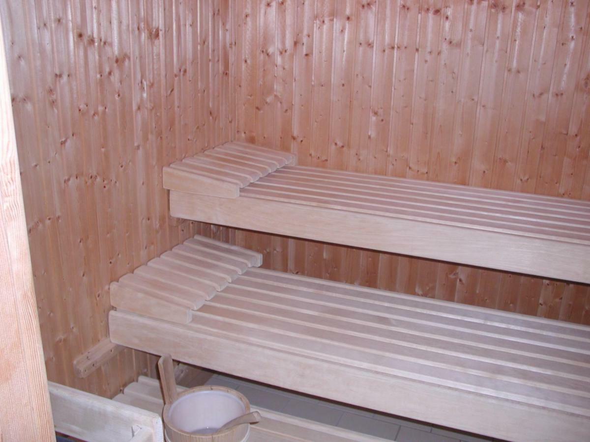 Gemuetliche 1Z Fewo In Schoenwald Mit Balkon, Schwimmbad, Sauna, Fitness エクステリア 写真